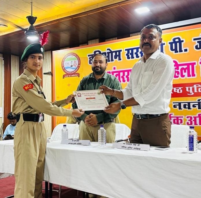 सोशल मीडिया से दूर रहकर भविष्य निर्माण पर ध्यान दें युवा – एस एस पी