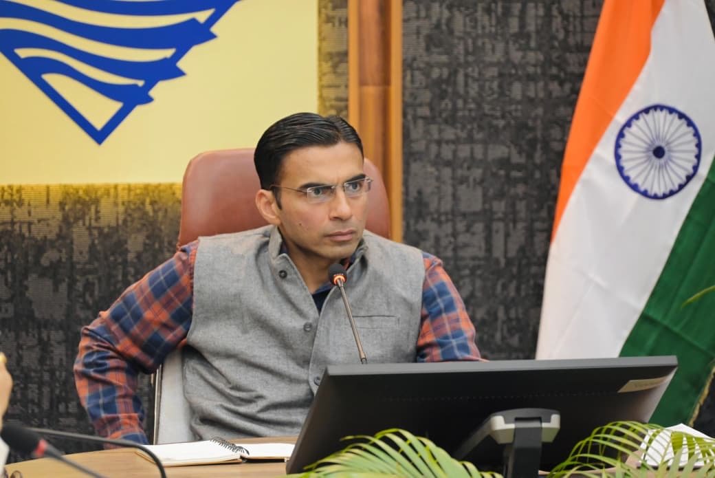 एलपीजी गैस सिलेंडर कालाबाजारी में सलिंप्तता पर एजेंसी स्वामी को अब सीधे जेल