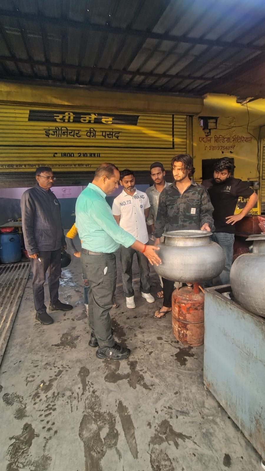 जिलाधिकारी मयूर दीक्षित के निर्देशन में जिला पूर्ति विभाग की बड़ी कार्यवाही