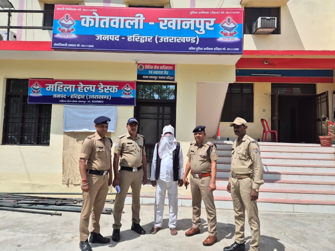 SSP नवनीत सिंह का अवैध असलहा पर प्रहार, तमंचों का सप्लायर पुलिस ने किया गिरफ़्तार