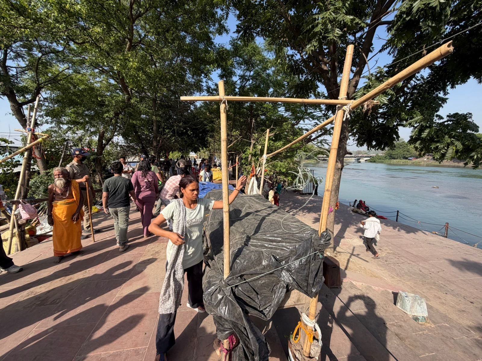 पंतद्वीप क्षेत्र में हटाया गया अतिक्रमण