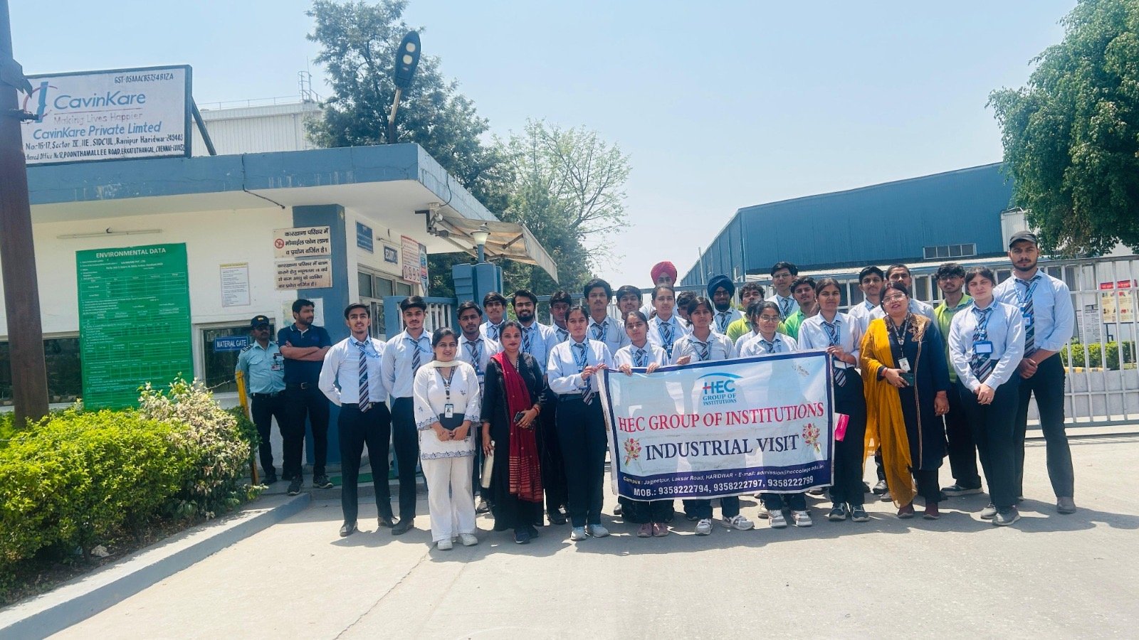 एचईसी कॉलेज के छात्रों का औद्योगिक शैक्षणिक भ्रमण