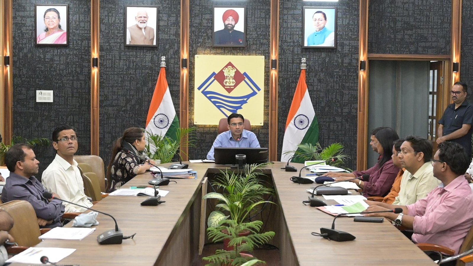 भूमिगत विद्युत परियोजनाओं पर प्रशासन का कडा रूख, पुराने कार्य पहले पूरा करें, फिर नए को मंजूरी