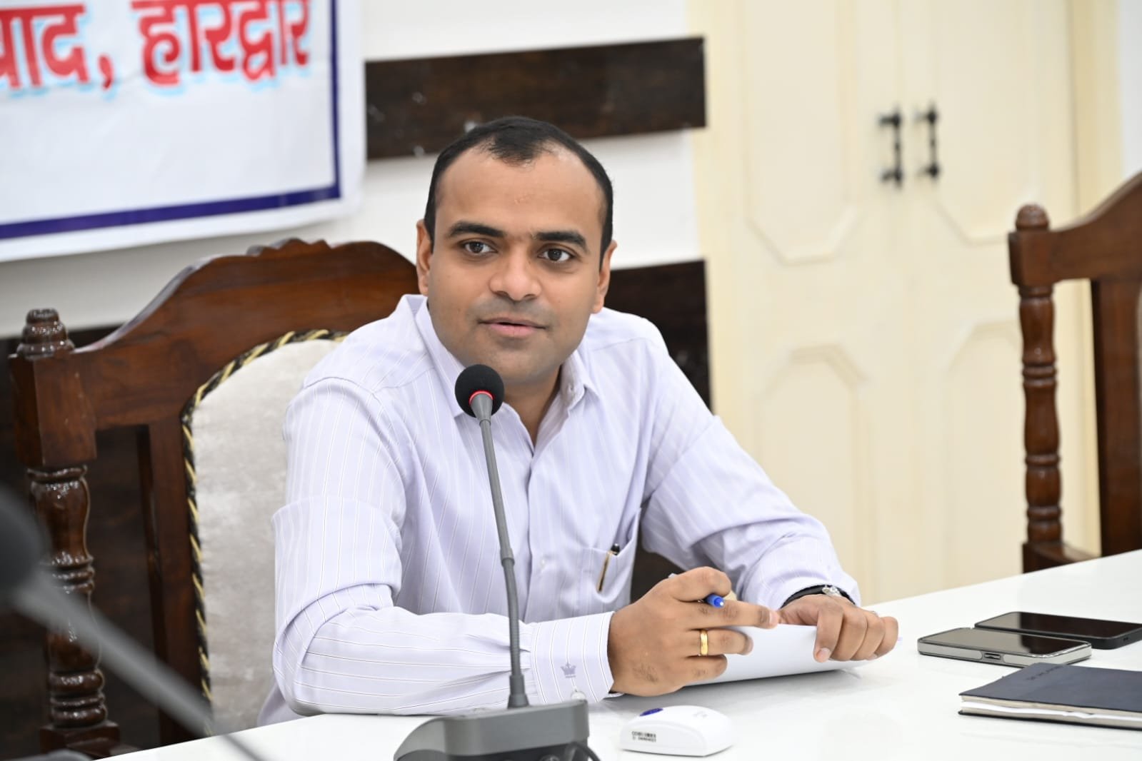 आगामी मानसून के दृष्टिगत सभी अधिकारी समयबद्ध ढंग से तैयारियां एवं व्यवस्थाएं पूर्ण करें : जिलाधिकारी