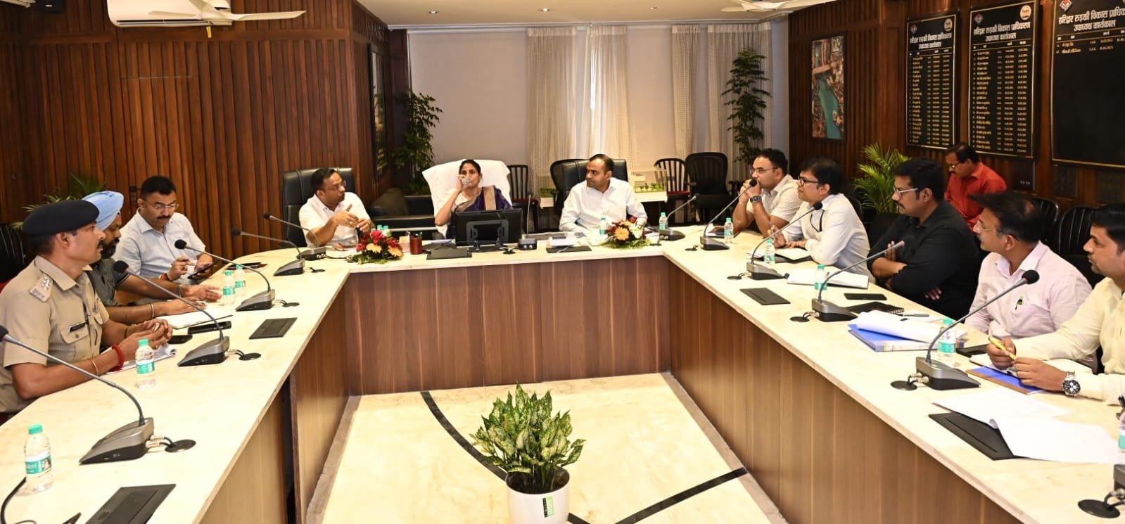 मेलाधिकारी ने एनएच के कार्यों की समीक्षा कर काम की गति बढ़ाने के दिए निर्देश