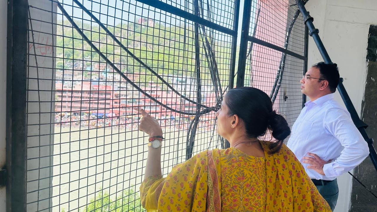सोमवती अमावस्या पर उमड़ी आस्था की भीड-कुंभ प्रबंधन की रणनीति को परखने का बना महत्वपूर्ण अवसर*
