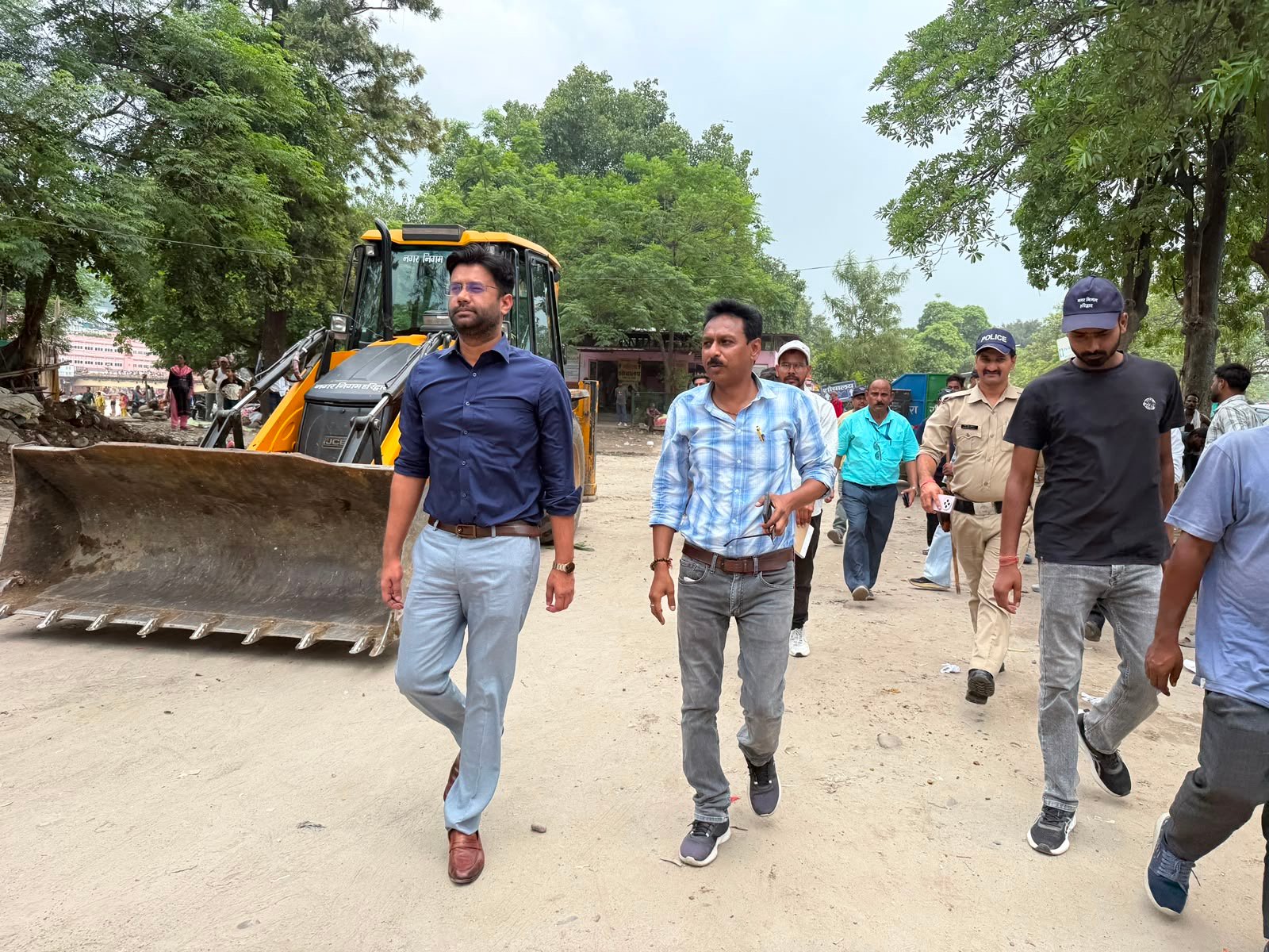 नगर निगम का बड़ा अभियान, 50 से अधिक अस्थायी अतिक्रमण हटाए, चला विशेष स्वच्छता अभियान, जिला प्रशासन और पुलिस के सहयोग से चला अभियान