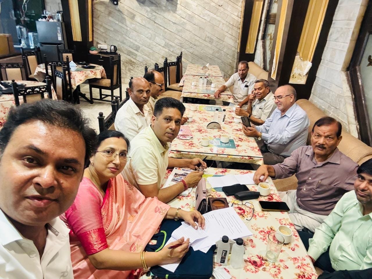 ऋषिकुल स्नातक एवं स्नातकोत्तर एसोसिएशन की कार्यकारिणी बैठक में राष्ट्रीय एलुमनाई मीट-2026 की तैयारियों को लेकर व्यापक मंथन