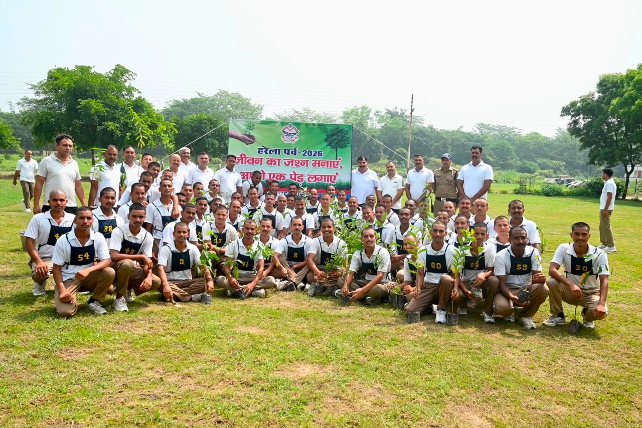 हरेला पर्व पर हरिद्वार पुलिस ने दिखाया जोश और प्रकृति प्रेम