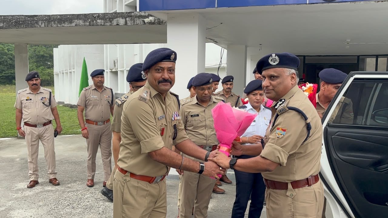 कुम्भ मेला की तैयारियों का जायजा लेने हरिद्वार पहुंचे एडीजी प्रशासन, उत्तराखण्ड श्री ए0पी0 अंशुमान ।