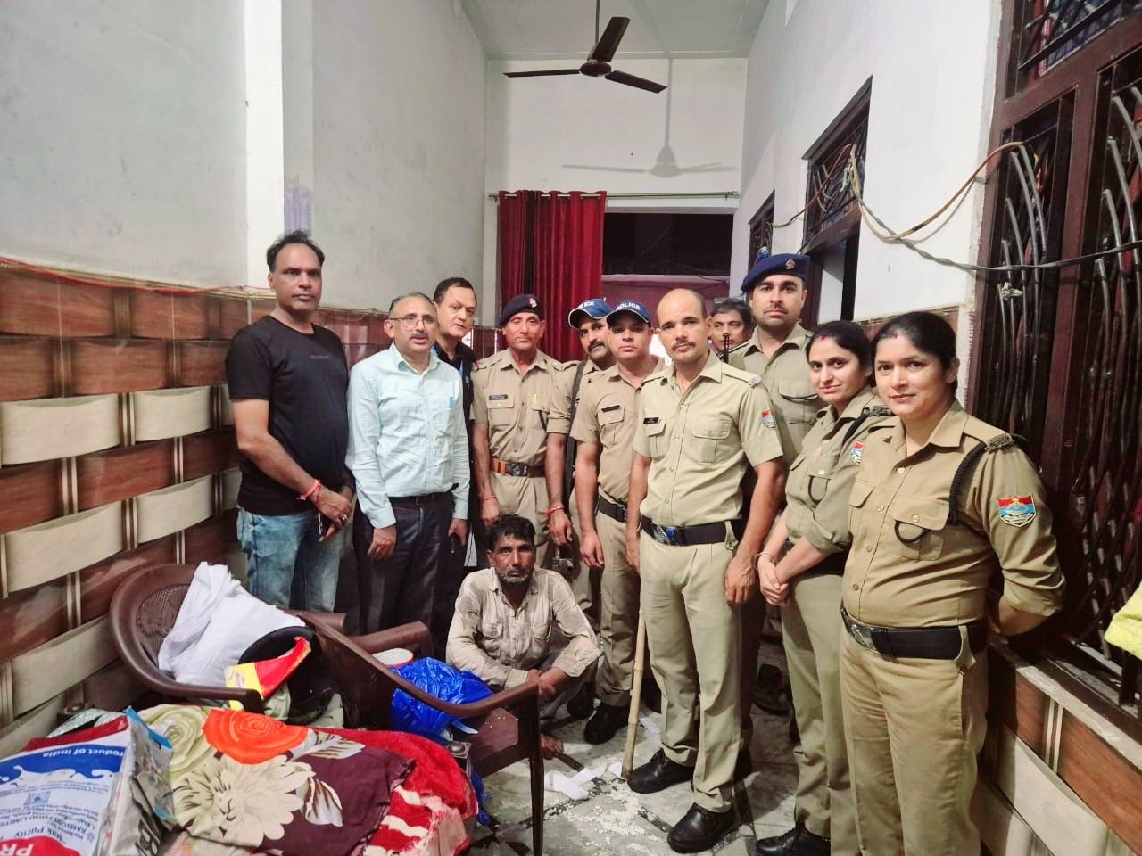 पनीर निर्माण इकाई का निरीक्षण किया गया।